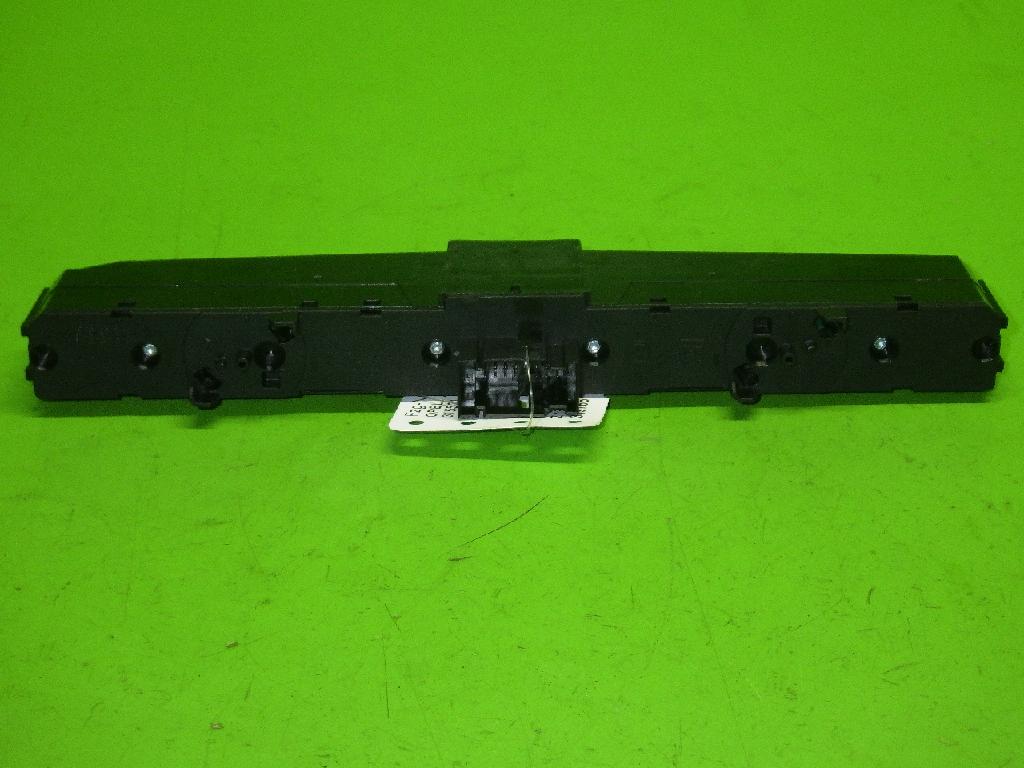 Schalter Warnblinkanlage OPEL ZAFIRA B (A05) 1.9 CDTI 13100109 Bild Schalter Warnblinkanlage OPEL ZAFIRA B (A05) 1.9 CDTI 13100109