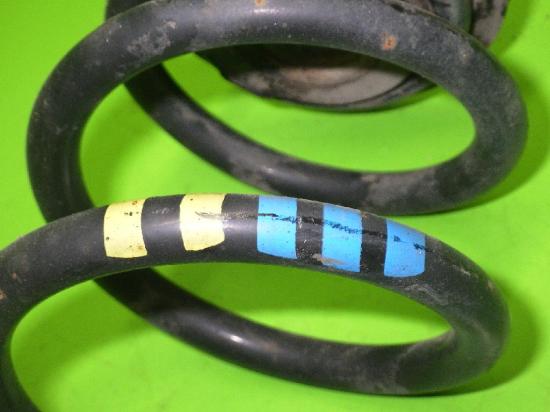 Feder hinten rechts AUDI (NSU) A3 Sportback (8PA) 2.0 TDI 8P0511115P Bild Feder hinten rechts AUDI (NSU) A3 Sportback (8PA) 2.0 TDI 8P0511115P