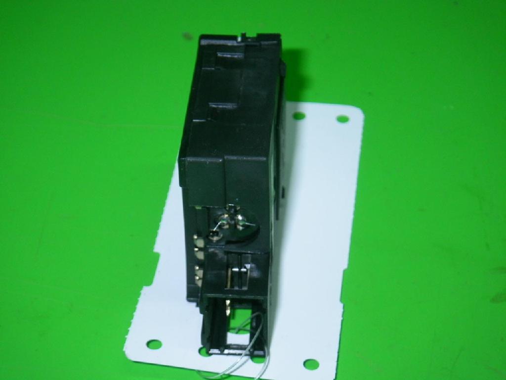 Schalter Leuchtweitenregler RENAULT CLIO II (BB0/1/2_, CB0/1/2_) 1.2 16V (BB05, BB0W, BB11, BB27 8200060042 Bild Schalter Leuchtweitenregler RENAULT CLIO II (BB0/1/2_, CB0/1/2_) 1.2 16V (BB05, BB0W, BB11, BB27 8200060042