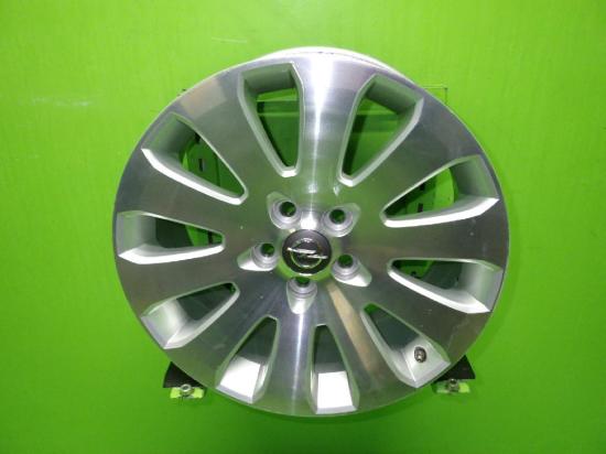 Alufelge OPEL INSIGNIA Stufenheck 2.0 Turbo 4x4 Bild Alufelge OPEL INSIGNIA Stufenheck 2.0 Turbo 4x4