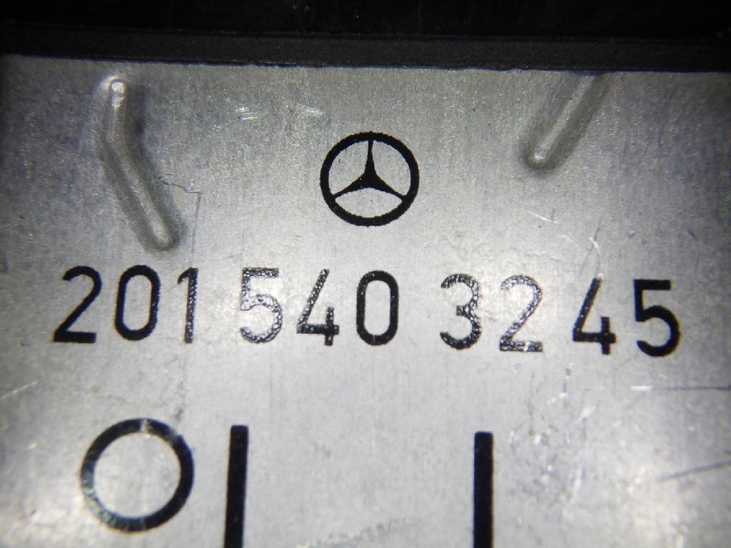 Relais ABS MERCEDES-BENZ C-KLASSE T-Model (S202) C 180 T (202.078) 0015426519 Bild Relais ABS MERCEDES-BENZ C-KLASSE T-Model (S202) C 180 T (202.078) 0015426519