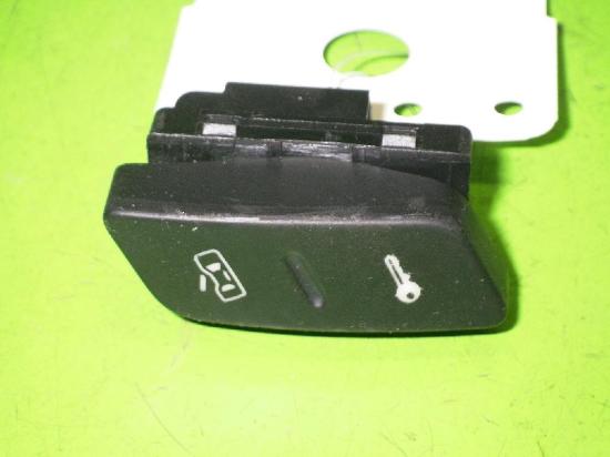 Schalter Zentralverriegelung VW GOLF V (1K1) 1.4 16V 1K0962125B Bild Schalter Zentralverriegelung VW GOLF V (1K1) 1.4 16V 1K0962125B