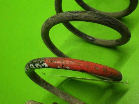 Feder vorne rechts VW GOLF IV Variant (1J5) 1.9 TDI 1J0411105BH Bild Feder vorne rechts VW GOLF IV Variant (1J5) 1.9 TDI 1J0411105BH