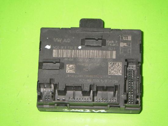 Steuerger?t T?r vorne rechts VW PASSAT Variant (3G5) 2.0 TDI 5Q0959592E Bild Steuerger?t T?r vorne rechts VW PASSAT Variant (3G5) 2.0 TDI 5Q0959592E