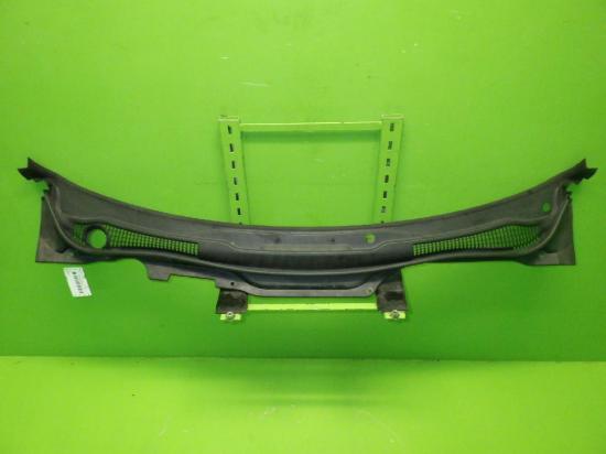 Windlaufblech VOLVO C30 D5 30745377 Bild Windlaufblech VOLVO C30 D5 30745377