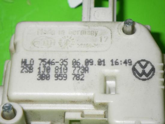 Stellmodul Tankklappe VW BORA (1J2) 1.6 16V 1J0810773A Bild Stellmodul Tankklappe VW BORA (1J2) 1.6 16V 1J0810773A