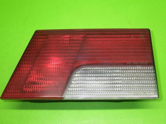 Schlussleuchte innen rechts PEUGEOT 405 II Break (4E) 1.9 TD Bild Schlussleuchte innen rechts PEUGEOT 405 II Break (4E) 1.9 TD
