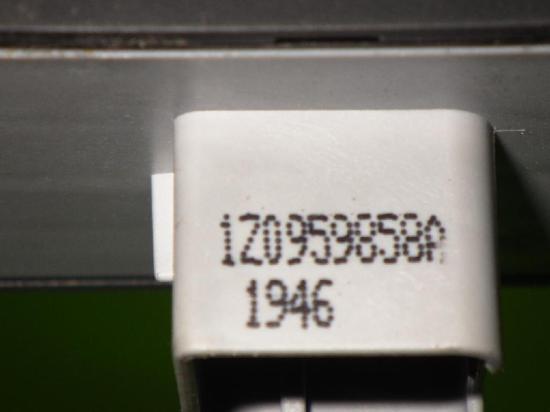 Schalter Fensterheber Tür vorne links SKODA OCTAVIA Combi (1Z5) 2.0 TDI 4x4 1Z0959858A Bild Schalter Fensterheber Tür vorne links SKODA OCTAVIA Combi (1Z5) 2.0 TDI 4x4 1Z0959858A