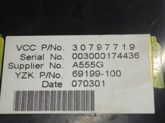 Display Bordcomputer VOLVO C30 D5 30797719 Bild Display Bordcomputer VOLVO C30 D5 30797719