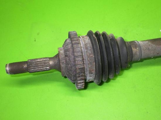 Gelenkwelle Antriebswelle vorne links PEUGEOT 206 SW (2E/K) 1.4 HDi 3272CS Bild Gelenkwelle Antriebswelle vorne links PEUGEOT 206 SW (2E/K) 1.4 HDi 3272CS