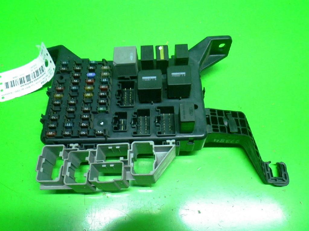 Sicherungskasten FORD MONDEO III Turnier (BWY) 2.0 16V TDDi / TDCi 4S7T-14A073-AA