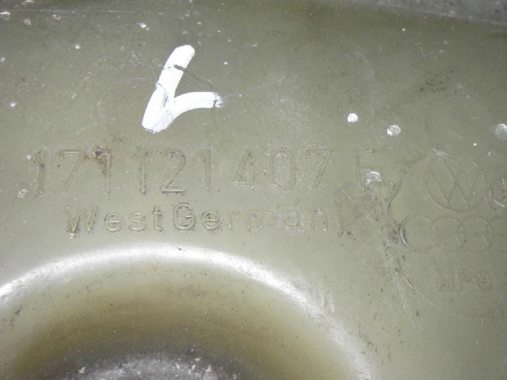 Ausdehnbehälter VW PASSAT Variant (32B) 1.6 TD 171121407F Bild Ausdehnbehälter VW PASSAT Variant (32B) 1.6 TD 171121407F