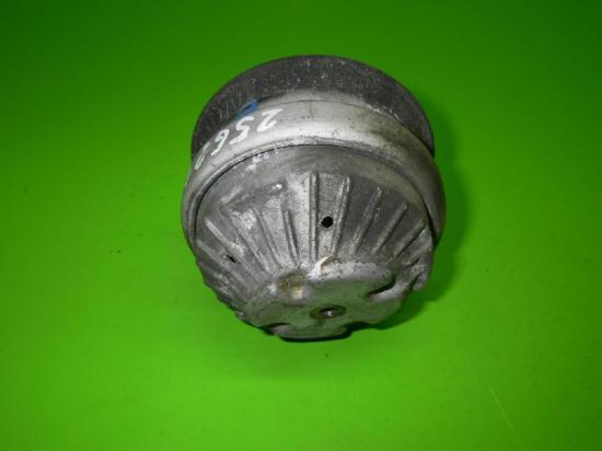 Silentblock Motorlager rechts MERCEDES-BENZ C-KLASSE Kombi (S202) C 240 T (202.086) 2032401217 Bild Silentblock Motorlager rechts MERCEDES-BENZ C-KLASSE Kombi (S202) C 240 T (202.086) 2032401217