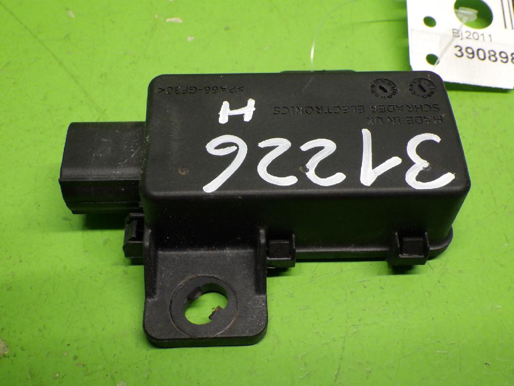 Antenne Sensor Empf?nger Reifendruckkontrolle OPEL INSIGNIA Caravan 2.0 Turbo 4x4 13321961 Bild Antenne Sensor Empf?nger Reifendruckkontrolle OPEL INSIGNIA Caravan 2.0 Turbo 4x4 13321961