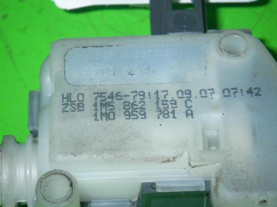 Stellmodul Tankklappe SEAT IBIZA III (6L1) 1.4 16V 1M0959781A Bild Stellmodul Tankklappe SEAT IBIZA III (6L1) 1.4 16V 1M0959781A