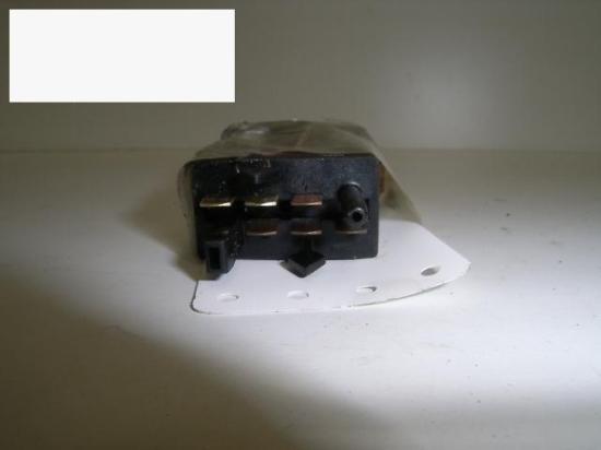 Schalter Heckscheibenheizung VW PASSAT Variant (3B5) 1.9 TDI 3B0959621C Bild Schalter Heckscheibenheizung VW PASSAT Variant (3B5) 1.9 TDI 3B0959621C