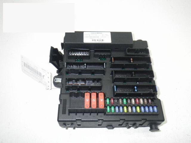 Sicherungskasten OPEL VECTRA C GTS 2.0 16V Turbo 13189928 EZ Bild Sicherungskasten OPEL VECTRA C GTS 2.0 16V Turbo 13189928 EZ