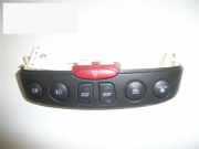 Schalter Warnblinkanlage FIAT PUNTO (188_) 1.2 60 (188.030, .050, .130, .150, .230, .250)