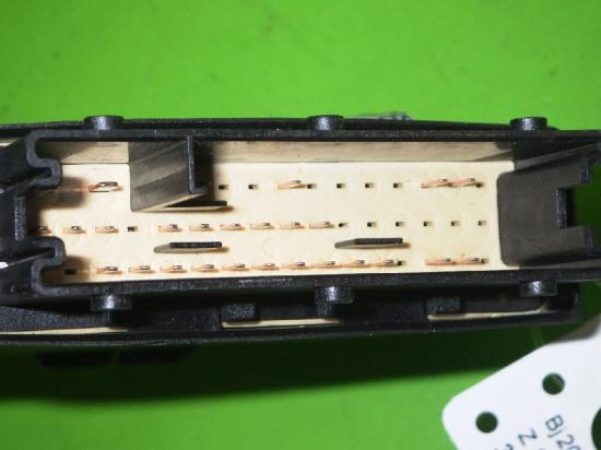 Steuergerät Tür vorne rechts OPEL SIGNUM 1.9 CDTI 13193367 Bild Steuergerät Tür vorne rechts OPEL SIGNUM 1.9 CDTI 13193367