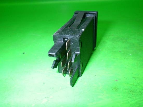 Schalter Warnblinkanlage VW PASSAT Variant (3B5) 1.9 TDI 3B0953235C Bild Schalter Warnblinkanlage VW PASSAT Variant (3B5) 1.9 TDI 3B0953235C