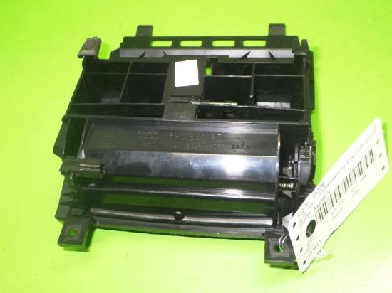 Aschenbecher vorne AUDI (NSU) A3 Sportback (8PA) 2.0 TDI 8P0857951 Bild Aschenbecher vorne AUDI (NSU) A3 Sportback (8PA) 2.0 TDI 8P0857951