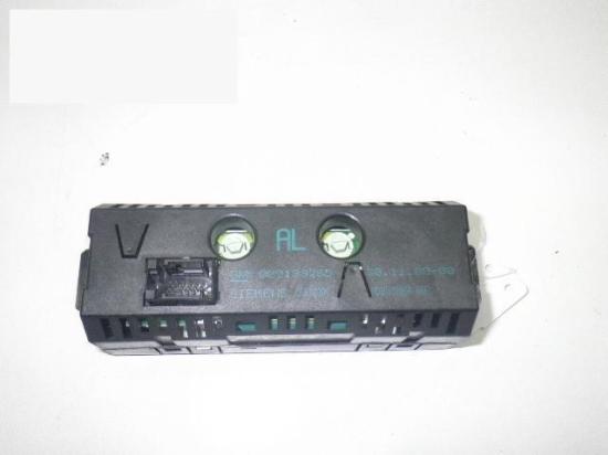 Display OPEL AGILA (A) (H00) 1.2 16V 9133265 Bild Display OPEL AGILA (A) (H00) 1.2 16V 9133265