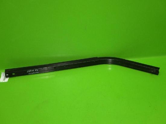 Rollenf?hrung Schiebet?r rechts mitte FIAT ULYSSE (179_) 2.2 JTD Bild Rollenf?hrung Schiebet?r rechts mitte FIAT ULYSSE (179_) 2.2 JTD