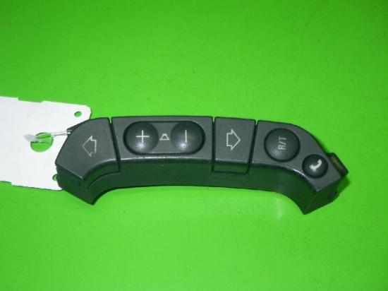 Fernbedienung Radio BMW 5 (E39) 523 i 8368971 Bild Fernbedienung Radio BMW 5 (E39) 523 i 8368971
