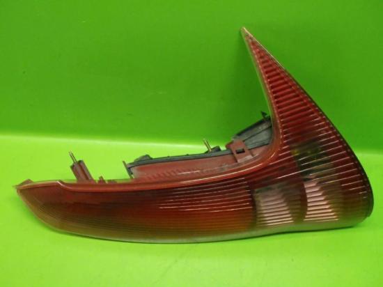 Schlussleuchte rechts PEUGEOT 206 SW (2E/K) 1.4 HDi Bild Schlussleuchte rechts PEUGEOT 206 SW (2E/K) 1.4 HDi