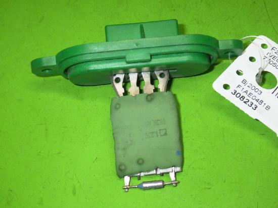 Vorwiderstand Heizgebläse IVECO DAILY III Pritsche/Fahrgestell 35 C 12 , 35 S 12 (AEKA14A1, AEKA14AA, AEKA64A1,... 500326616 Bild Vorwiderstand Heizgebläse IVECO DAILY III Pritsche/Fahrgestell 35 C 12 , 35 S 12 (AEKA14A1, AEKA14AA, AEKA64A1,... 500326616