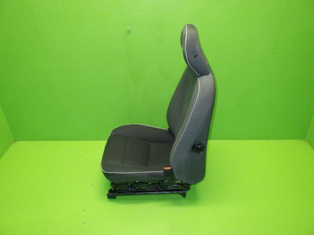 Sitz rechts VOLVO C30 D5 Bild Sitz rechts VOLVO C30 D5