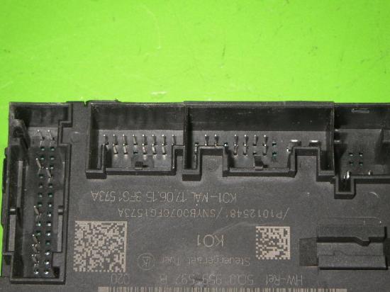 Steuerger?t T?r vorne rechts VW PASSAT Variant (3G5) 2.0 TDI 5Q0959592E Bild Steuerger?t T?r vorne rechts VW PASSAT Variant (3G5) 2.0 TDI 5Q0959592E