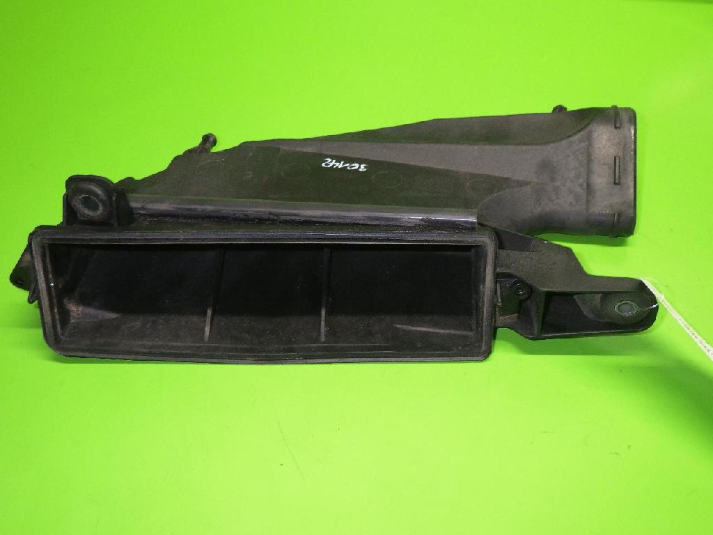 Ansaugrohr vorne rechts MERCEDES-BENZ C-KLASSE Kombi (S204) C 350 CDI 4-matic (204.292) A6420903601 Bild Ansaugrohr vorne rechts MERCEDES-BENZ C-KLASSE Kombi (S204) C 350 CDI 4-matic (204.292) A6420903601