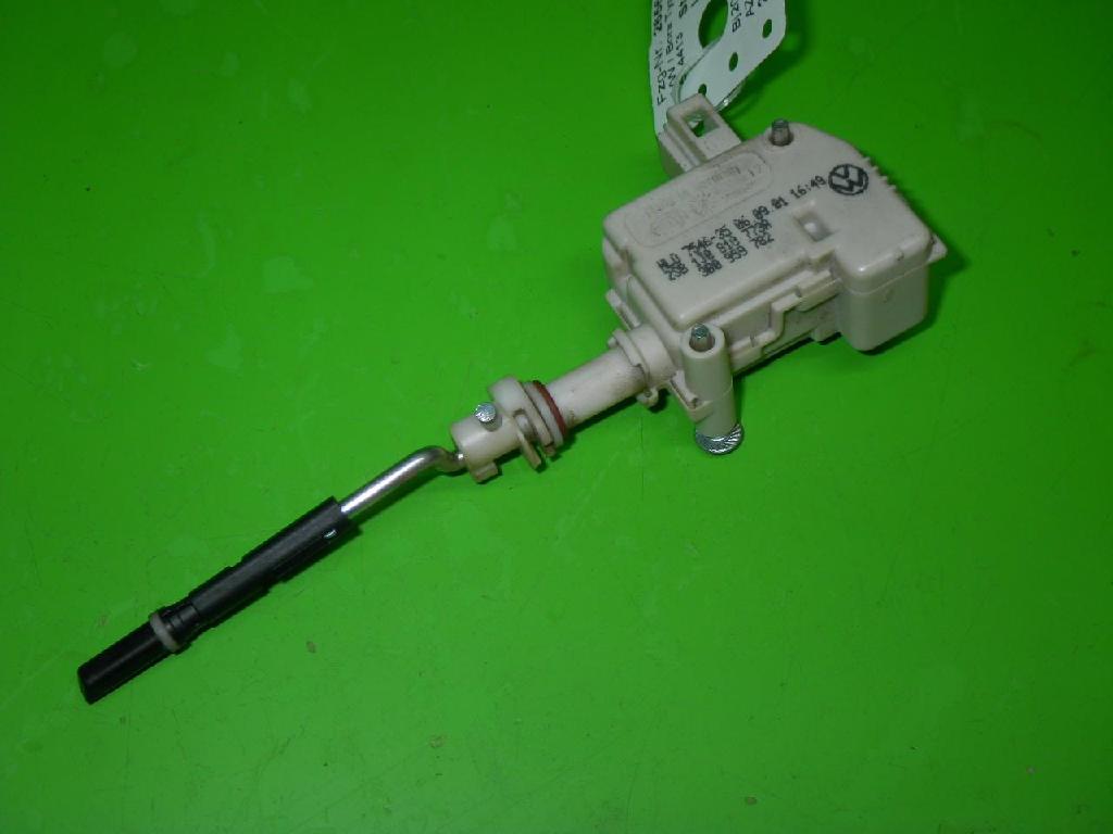 Stellmodul Tankklappe VW BORA (1J2) 1.6 16V 1J0810773A Bild Stellmodul Tankklappe VW BORA (1J2) 1.6 16V 1J0810773A