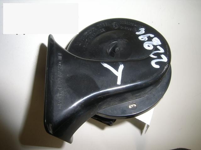 Tieftonhorn Hupe AUDI (NSU) A3 (8L1) 1.8 191951221 Bild Tieftonhorn Hupe AUDI (NSU) A3 (8L1) 1.8 191951221