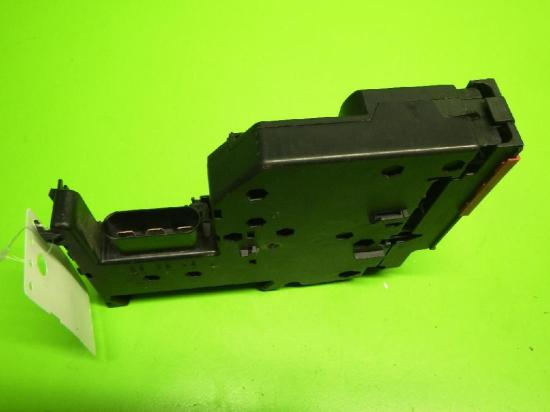 Sicherungskasten links MERCEDES-BENZ C-KLASSE Kombi (S204) C 350 CDI 4-matic (204.292) A2075401950 Bild Sicherungskasten links MERCEDES-BENZ C-KLASSE Kombi (S204) C 350 CDI 4-matic (204.292) A2075401950