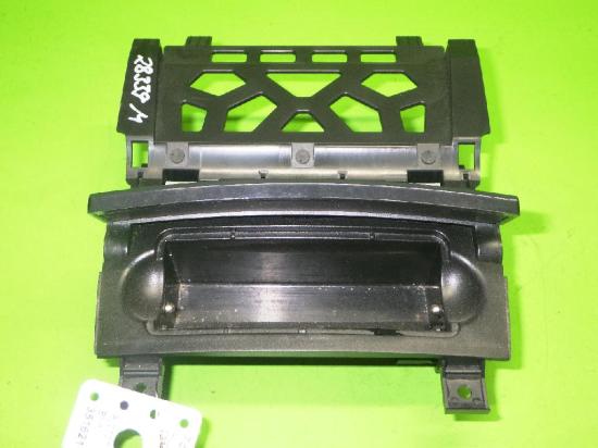 Aschenbecher vorne AUDI (NSU) A3 Sportback (8PA) 2.0 TDI 8P0857951 Bild Aschenbecher vorne AUDI (NSU) A3 Sportback (8PA) 2.0 TDI 8P0857951