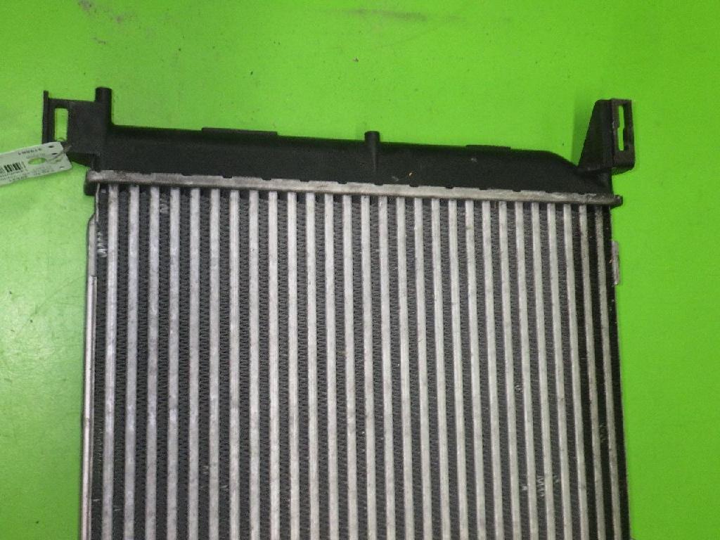 Ladeluftkühler CHRYSLER VOYAGER IV (RG, RS) 2.8 CRD 878004UC