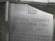 Halter Stoßfänger vorne rechts OPEL INSIGNIA Caravan 2.0 Turbo 4x4 13250571