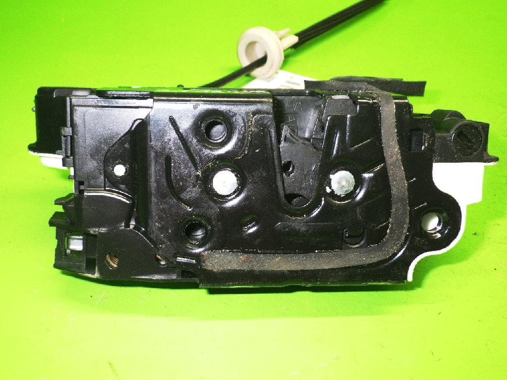 Stellmodul Türschloss Tür vorne rechts VW GOLF VI (5K1) 2.0 TDI 5K1837016