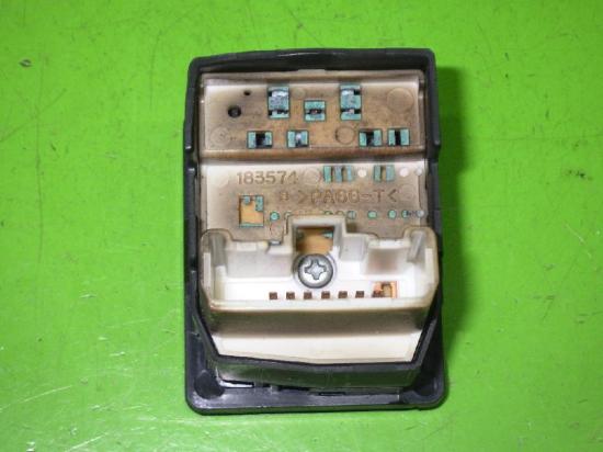 Schalter Außenspiegel TOYOTA COROLLA Verso (ZER_, ZZE12_, R1_) 2.2 D-4D (AUR10_) 848700F010 Bild Schalter Außenspiegel TOYOTA COROLLA Verso (ZER_, ZZE12_, R1_) 2.2 D-4D (AUR10_) 848700F010