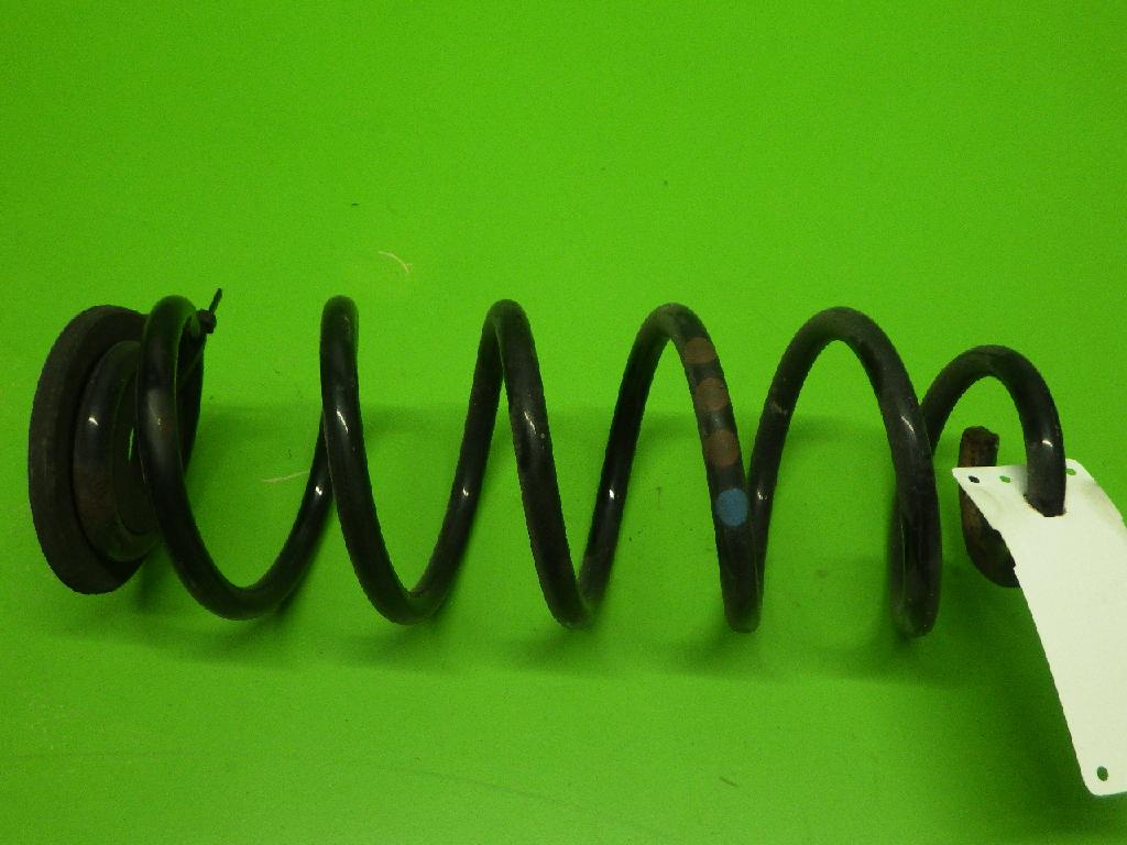 Feder hinten rechts VW GOLF VI (5K1) 2.0 TDI Bild Feder hinten rechts VW GOLF VI (5K1) 2.0 TDI