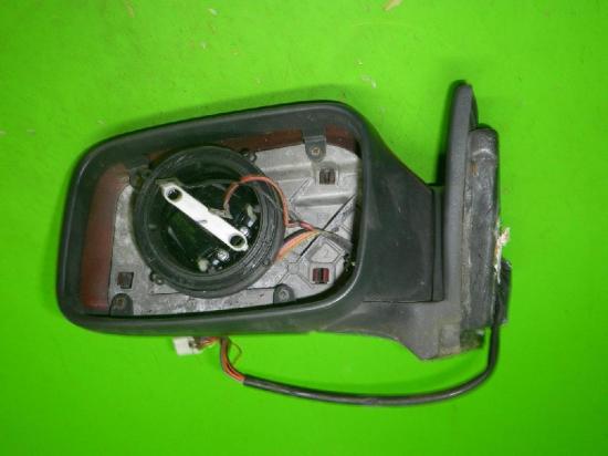 Außenspiegel links VOLVO V40 Kombi (VW) 1.8 i 30623537 Bild Außenspiegel links VOLVO V40 Kombi (VW) 1.8 i 30623537