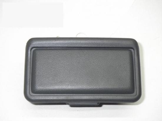 Aschenbecher hinten PROTON PERSONA 300 (C9_M) 313i Bild Aschenbecher hinten PROTON PERSONA 300 (C9_M) 313i