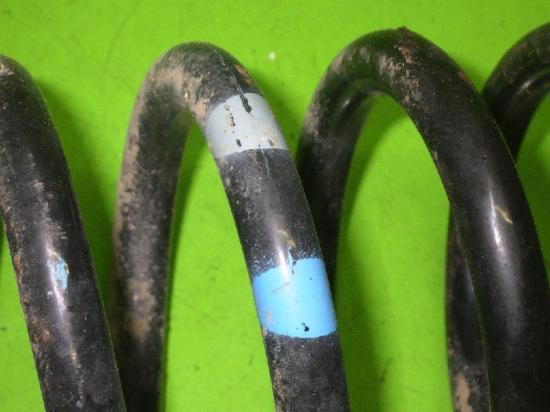 Feder hinten rechts MERCEDES-BENZ C-KLASSE (W202) C 220 CDI (202.133) Bild Feder hinten rechts MERCEDES-BENZ C-KLASSE (W202) C 220 CDI (202.133)