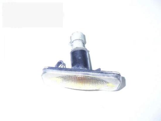 Blinkleuchte links seitlich OPEL OMEGA B Caravan (V94) 2.2 DTI 16V (F35, M35, P35) 1713401 Bild Blinkleuchte links seitlich OPEL OMEGA B Caravan (V94) 2.2 DTI 16V (F35, M35, P35) 1713401