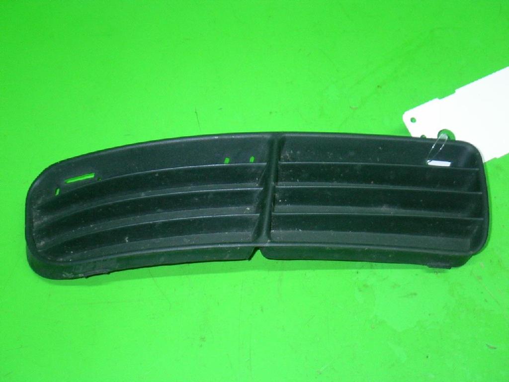 Grill Sto?f?nger vorne rechts VW POLO (6N1) 75 1.6 6N0853666B