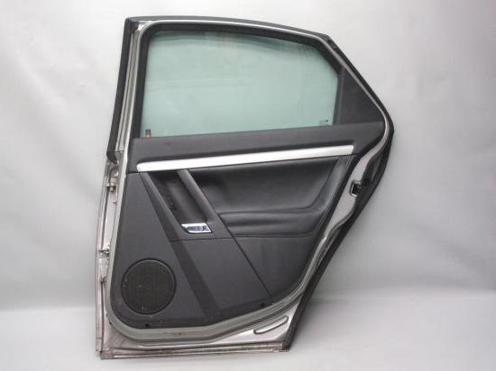 Opel Vectra C Tür hinten rechts Z158 Auster Metallic 5türig Fließheck BJ2003 Bild Opel Vectra C Tür hinten rechts Z158 Auster Metallic 5türig Fließheck BJ2003