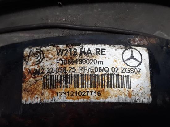 Mercedes Benz W212 Bj.2013 original Luftfederbalg Luftfahrwerk hinten rechts 3,0TD 195KW Bild Mercedes Benz W212 Bj.2013 original Luftfederbalg Luftfahrwerk hinten rechts 3,0TD 195KW 