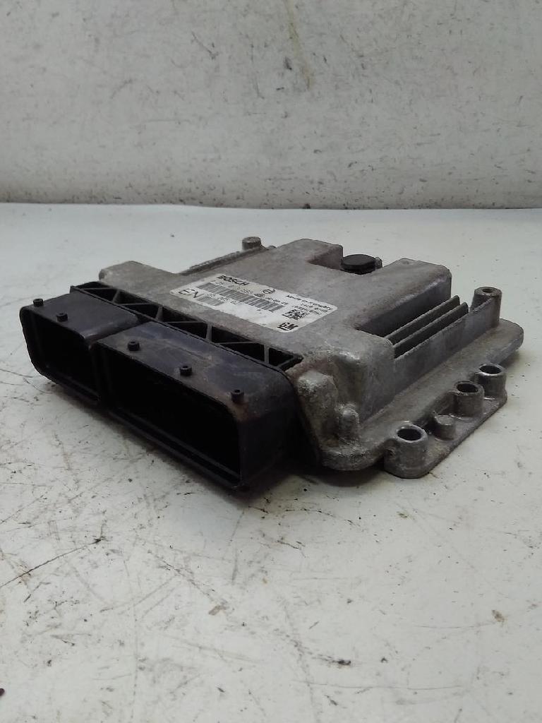 Opel Zafira B Bj.2006 original Steuergerät Motor 1,9TD 88KW Bild Opel Zafira B Bj.2006 original Steuergerät Motor 1,9TD 88KW